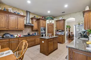 2004 Hayley Dr, Keller, TX 76248 - Photo 7