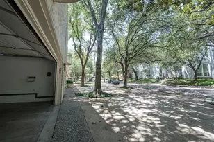 2818 Welborn Dr, Dallas, TX 75219 - Photo 25