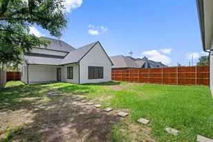 409 N Rogers St, Waxahachie, TX 75165 - Photo 9