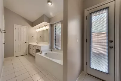 2204 Valcourt Drive, Plano, TX 75023 - Photo 19