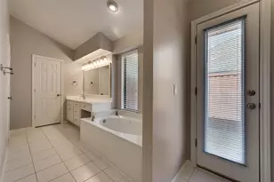 2204 Valcourt Dr, Plano, TX 75023 - Photo 19