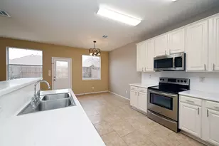 10706 Gleneagles Ln, Rowlett, TX 75089 - Photo 5