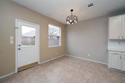 10706 Gleneagles Lane, Rowlett, TX 75089 - Photo 9