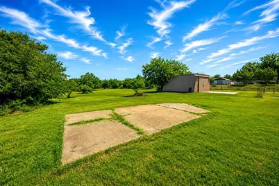 2102 Hill Top Circle, Weatherford, TX 76085 - Photo 29
