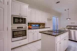 2116 Glendale Dr, Plano, TX 75023 - Photo 11