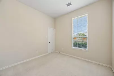 7701 Glenmere Trail, Sachse, TX 75048 - Photo 13