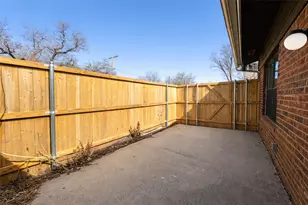 1122 Millview Dr, Arlington, TX 76012 - Photo 9