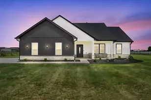 6020 Huckleberry Ln, Joshua, TX 76058 - Photo 1