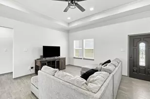 6020 Huckleberry Ln, Joshua, TX 76058 - Photo 7