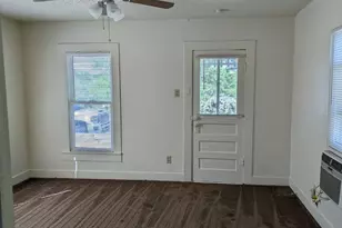 407 Paluxy St, Glen Rose, TX 76043 - Photo 5