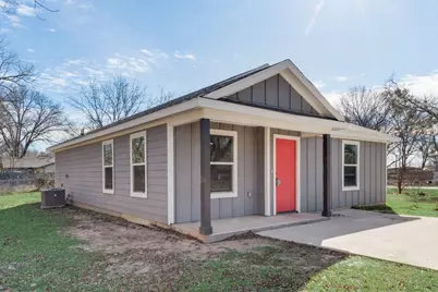105 S Commerce Street, Savoy, TX 75479 - Photo 1