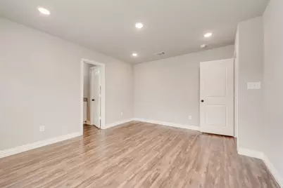 105 S Commerce Street, Savoy, TX 75479 - Photo 13