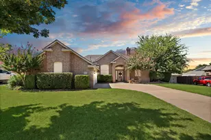 111 Honeysuckle Dr, Justin, TX 76247 - Photo 1