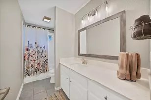 111 Honeysuckle Dr, Justin, TX 76247 - Photo 33