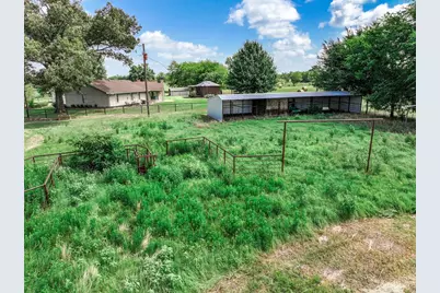 8727 S Fm 69, Como, TX 75431 - Photo 31