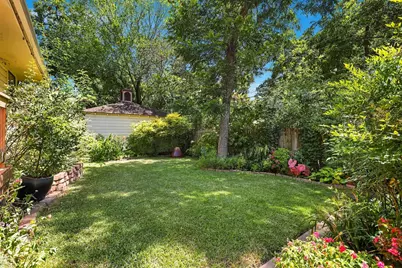 8727 Fawn Drive, Dallas, TX 75238 - Photo 29