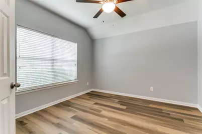 815 Creekside Drive, Little Elm, TX 75068 - Photo 5