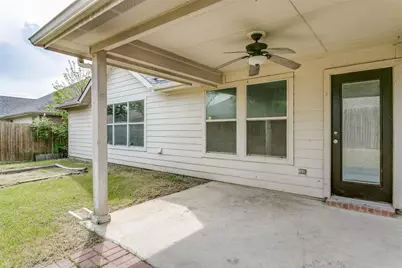 815 Creekside Drive, Little Elm, TX 75068 - Photo 13