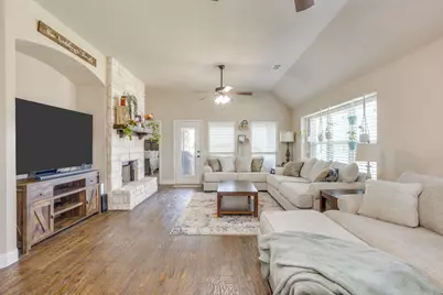 106 Hannah Court, Weatherford, TX 76085 - Photo 7