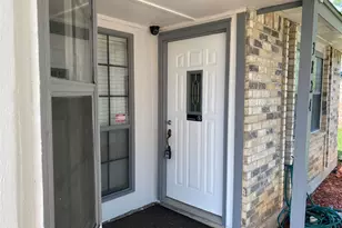 3824 Longmeadow Way, Fort Worth, TX 76133 - Photo 3