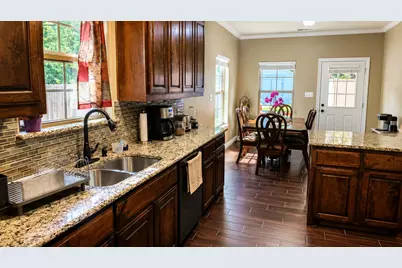 315 E Brockett Street, Sherman, TX 75090 - Photo 17