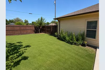 315 E Brockett Street, Sherman, TX 75090 - Photo 5