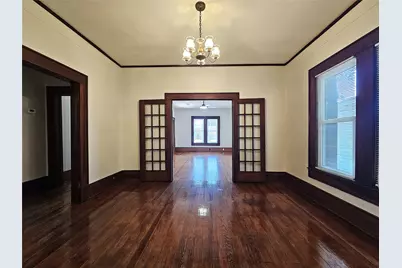 305 W Sabine Street, Groesbeck, TX 76642 - Photo 5