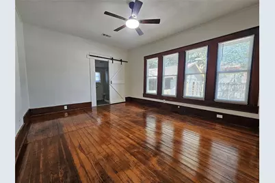 305 W Sabine Street, Groesbeck, TX 76642 - Photo 9
