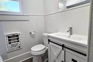305 W Sabine St, Groesbeck, TX 76642 - Photo 15