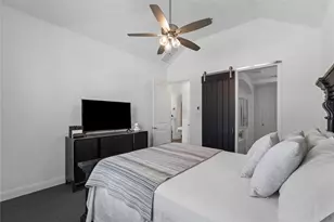 1330 Viridian Park Ln, Arlington, TX 76005 - Photo 5