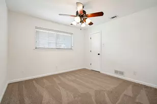 2505 Parkside Dr, Garland, TX 75040 - Photo 15