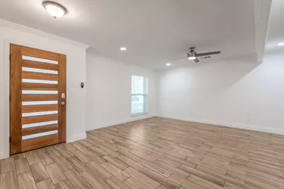 13147 Rosser Road, Farmers Branch, TX 75244 - Photo 5