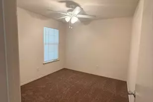 5417 Prairie Ln, Grand Prairie, TX 75052 - Photo 11