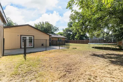 2801 Rosebud Lane, Richland Hills, TX 76118 - Photo 33