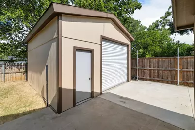 2801 Rosebud Lane, Richland Hills, TX 76118 - Photo 29
