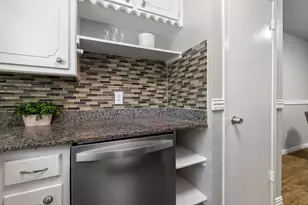 2801 Rosebud Ln, Richland Hills, TX 76118 - Photo 17