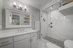 6238 Crestmont Dr, Dallas, TX 75214 - Photo 11