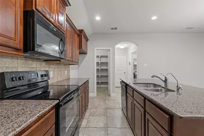 3733 Cecelia Lane, Forest Hill, TX 76140 - Photo 17
