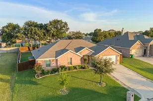 3733 Cecelia Ln, Forest Hill, TX 76140 - Photo 1