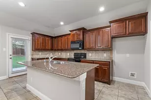 3733 Cecelia Ln, Forest Hill, TX 76140 - Photo 15