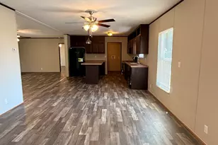 90 2nd St, Honey Grove, TX 75446 - Photo 9