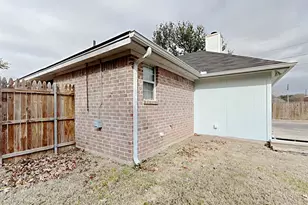 551 Rand Dr, Burleson, TX 76028 - Photo 13