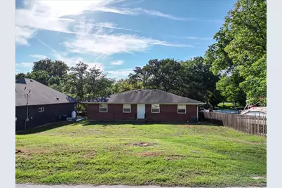 1115 E Lake Drive, Weatherford, TX 76087 - Photo 9