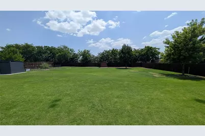 1301 Twisting Star Drive, Fort Worth, TX 76052 - Photo 23
