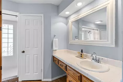 827 Yellowstone Drive, Grapevine, TX 76051 - Photo 13