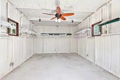 2107 10th Street, Mineral Wells, TX 76067 - Photo 3