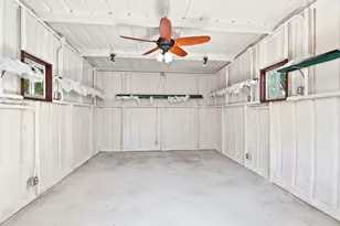 2107 10th St, Mineral Wells, TX 76067 - Photo 3