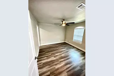 3922 Clay Avenue, Irving, TX 75061 - Photo 5