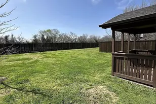 3922 Clay Ave, Irving, TX 75061 - Photo 15