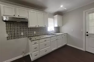1225 Blalock Ave, Fort Worth, TX 76115 - Photo 9